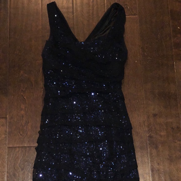 Navy Blue Express dress - Picture 2 of 4